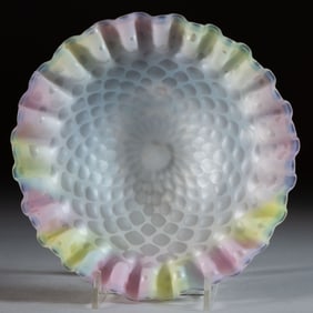 VICTORIAN RAINBOW DIAMOND QUILT AIR-TRAP MOTHER-OF-PEARL SATIN GLASS THREE-FOOTED PLATE