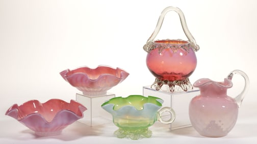 ASSORTED VICTORIAN OPALESCENT GLASS ARTICLES, LOT OF FIVE
