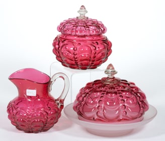 GUTTATE THREE-PIECE TABLE SET, LOT OF THREE