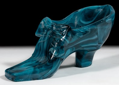 SOWERBY, ENGLAND PRESSED SLAG GLASS NOVELTY SHOE