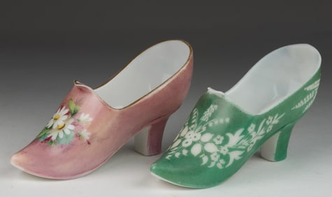 ASSORTED PRESSED AND CASED GLASS NOVELTY FIGURAL SHOES, LOT OF TWO