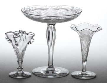 ASSORTED BRILLIANT PERIOD CUT / ENGRAVED GLASS ARTICLES, LOT OF THREE