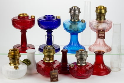 ASSORTED ALADDIN REPRODUCTION / REISSUE LINCOLN DRAPE KEROSENE STAND LAMPS, LOT OF SEVEN