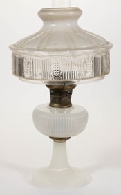 ALADDIN MODEL B-93 / VERTIQUE KEROSENE STAND LAMP