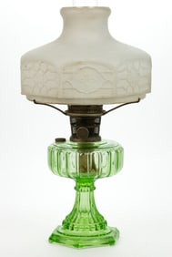 ALADDIN MODEL 108 / CATHEDRAL KEROSENE STAND LAMP