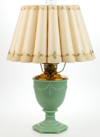 ALADDIN REPRODUCTION FLORENTINE KEROSENE VASE LAMP