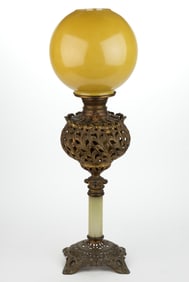 BRADLEY & HUBBARD VICTORIAN CAST-METAL BANQUET LAMP