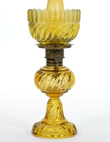 SWIRLED RIB MINIATURE STAND LAMP