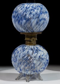 RIBBED SWIRL SPATTER ART GLASS MINIATURE LAMP