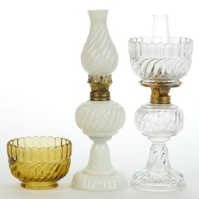 ASSORTED SWIRLED RIB MINIATURE STAND LAMPS AND SHADES, LOT OF THREE