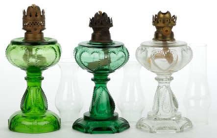 BEADED HEART / QUEEN LAMP (OMN) MINIATURE STAND LAMPS, LOT OF THREE