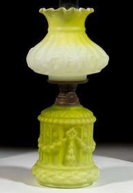 EMBOSSED SATIN GLASS MINIATURE LAMP