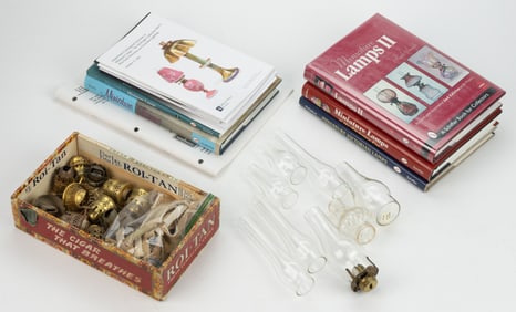 ASSORTED MINIATURE LAMP REFERENCE BOOKS, CHIMNEYS AND BURNERS, UNCOUNTED LOT