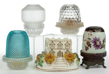 ASSORTED FAIRY LAMPS AND OTHER VICTORIAN LIGHTING ARTICLES, LOT OF FIVE