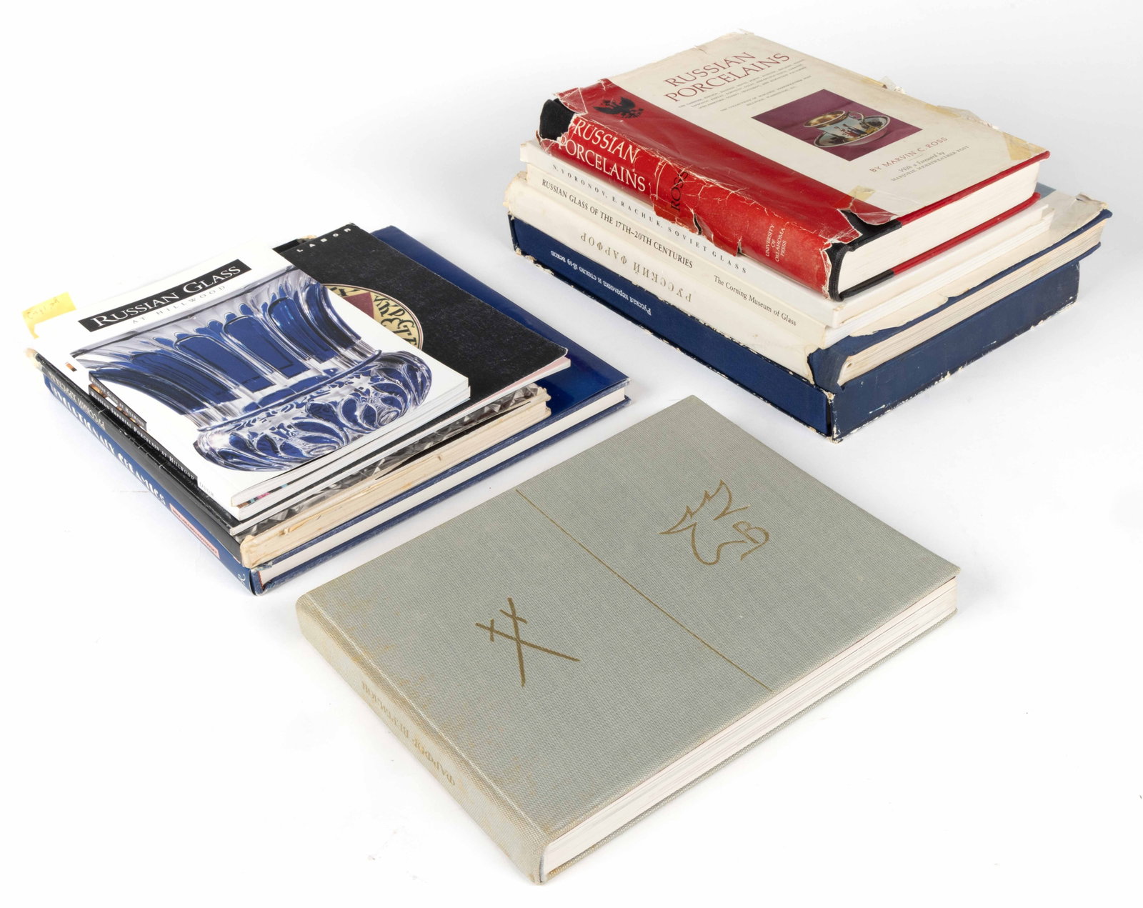 RUSSIAN CERAMICS AND GLASS REFERENCE VOLUMES, LOT OF 11: RUSSIAN CERAMICS AND GLASS REFERENCE VOLUMES, LOT OF 11, including Russian Ceramics and Glass of the 18th and 19th Centuries in the State Historical Museum, with slipcase; Russian Porcelain: The Art o