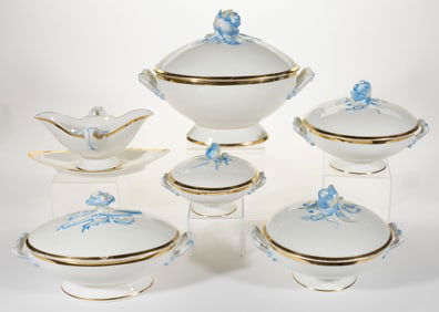 FRENCH HAVILAND & CO. VEGETABLE MOTIF SIX-PIECE DINNER SET