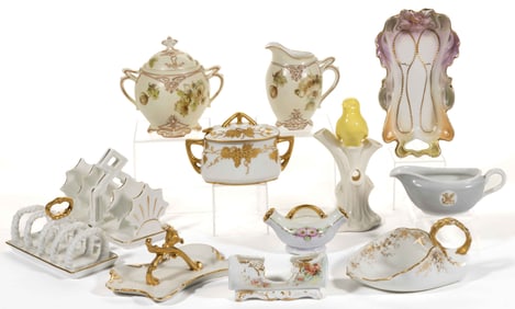 ASSORTED PORCELAIN ARTICLES, LOT OF 12