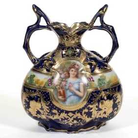 JAPANESE NIPPON PORCELAIN COBALT-DECORATED PORTRAIT VASE