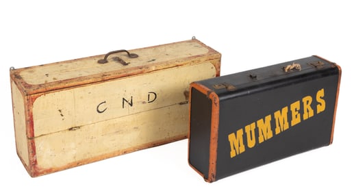 AMERICAN FOLK ART PAINT-DECORATED TOOL BOX