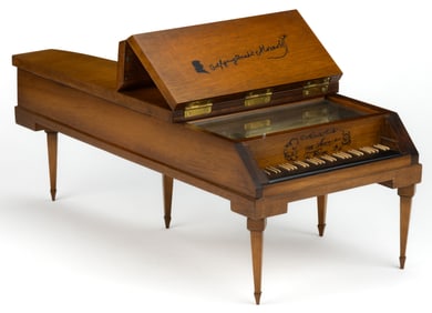 SWISS REUGE PIANO-FORM MUSIC BOX