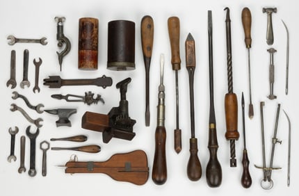 ASSORTED CARPENTER / WOODWORKER / AND SPECIALTY TOOLS, UNCOUNTED LOT