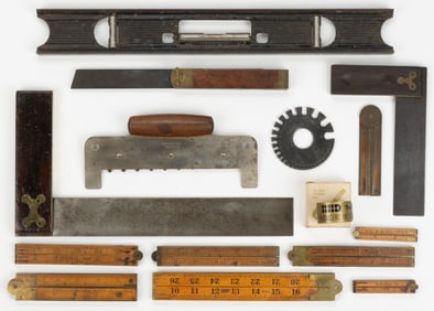 ASSORTED GAUGES, MEASURING AND LEVELING WOODWORKING TOOLS AND ARTICLES, LOT OF 15