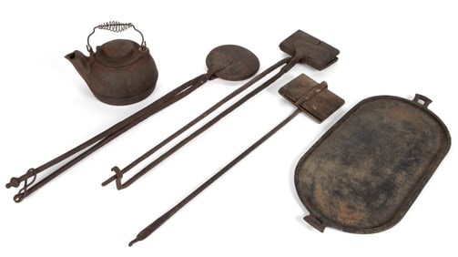 ASSORTED CAST-IRON AND WROUGHT-IRON HEARTH AND DOMESTIC ARTICLES, LOT OF FIVE