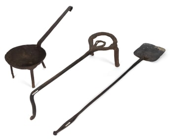 ASSORTED WROUGHT-IRON HEARTH COOKING ARTICLES, LOT OF THREE