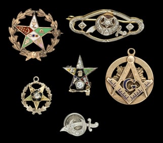 ANTIQUE / VINTAGE 10K-14K AND 14K GOLD MASONIC JEWELRY, LOT OF FIVE