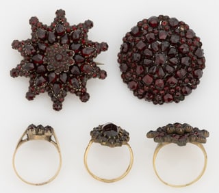VICTORIAN / ANTIQUE 8K AND 10K GOLD AND OTHER GARNET JEWELRY, LOT OF FIVE
