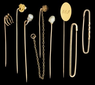 ANTIQUE / VINTAGE 10K AND 14K YELLOW GOLD STICK PINS AND SAFETY PIN, LOT OF SEVEN