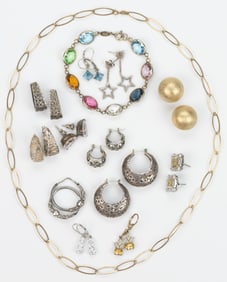 VINTAGE / CONTEMPORARY STERLING SILVER EARRINGS AND OTHER JEWELRY, LOT OF 24 PIECES
