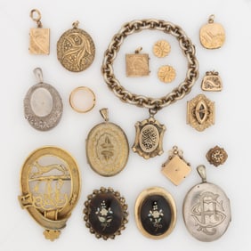 VICTORIAN / ANTIQUE GOLD-FILLED AND OTHER LOCKETS AND JEWELRY, LOT OF 18