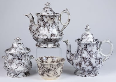 STAFFORDSHIRE MULBERRY IRONSTONE MARBLE MOTIF TEA ARTICLES, LOT OF FOUR