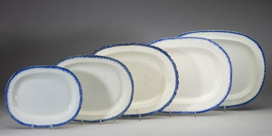 BRITISH BLUE SHELL EDGE CERAMIC GRADUATED PLATTERS, LOT OF FIVE