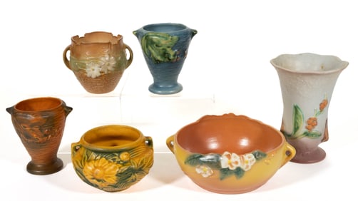 AMERICAN ROSEVILLE ART POTTERY ARTICLES, LOT OF SIX