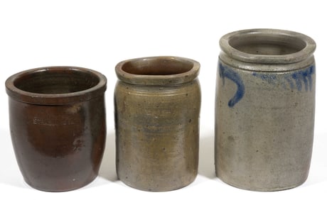 STRASBURG, SHENANDOAH VALLEY OF VIRGINIA STONEWARE JARS, LOT OF THREE