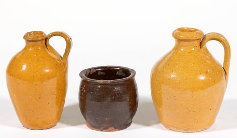 SOUTHERN MINIATURE POTTERY ARTICLES, LOT OF THREE