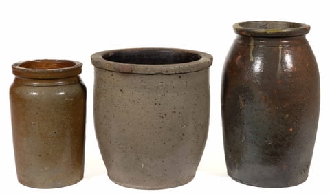 MID-ATLANTIC STONEWARE JARS, LOT OF THREE