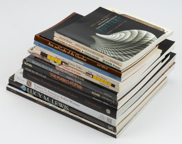 NATIVE AMERICAN POTTERY AND BASKETS REFERENCE VOLUMES, LOT OF 18