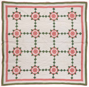 AMERICAN "CAESAR'S CROWN" VARIATION APPLIQUE AND PIECED QUILT