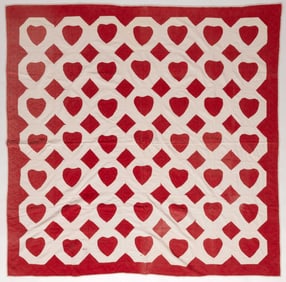 AMERICAN HEART AND DIAMOND MOTIF APPLIQUE QUILT