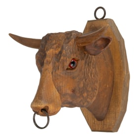 AMERICAN FOLK ART CARVED WOODEN BULL'S HEAD
