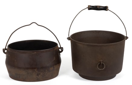 ASSORTED MANUFACTURERS CAST-IRON KETTLES, LOT OF TWO