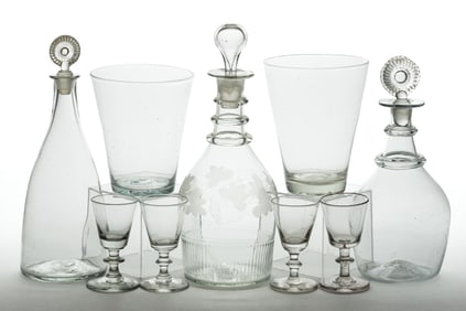 ASSORTED BLOWN GLASS DRINKING ARTICLES, LOT OF NINE