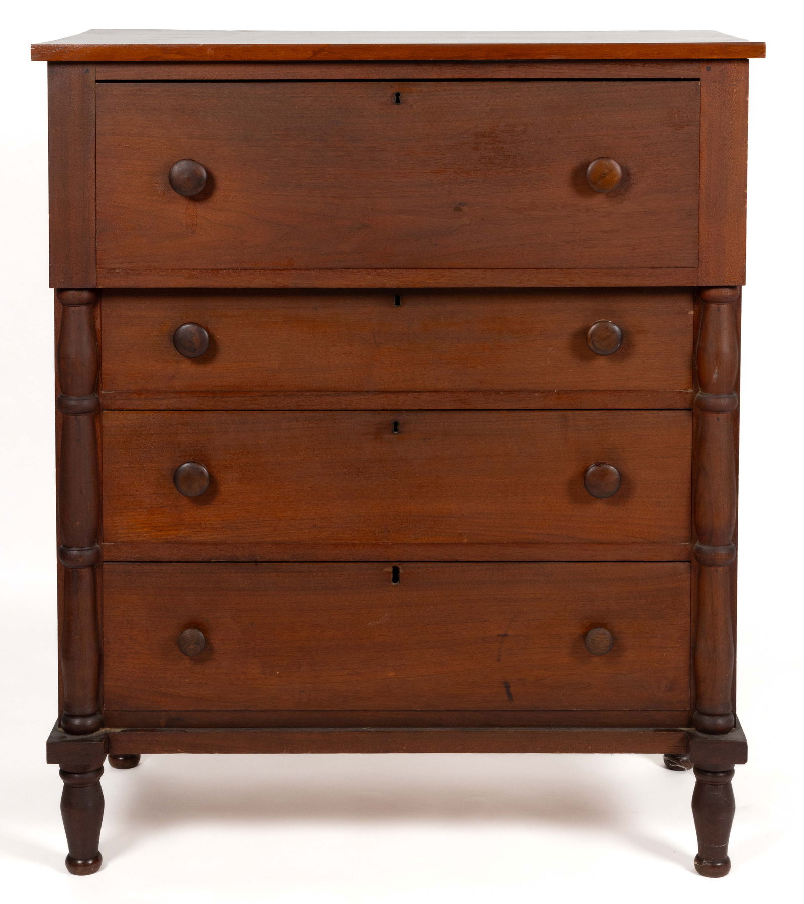 ROCKINGHAM CO., SHENANDOAH VALLEY OF VIRGINIA WALNUT CHEST OF DRAWERS: ROCKINGHAM CO., SHENANDOAH VALLEY OF VIRGINIA WALNUT CHEST OF DRAWERS, the rectangular top having a slight overhang to account for a chair rail, over four full drawers, the top of which overhangs the