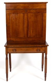 VIRGINIA CHERRY PLANTATION DESK