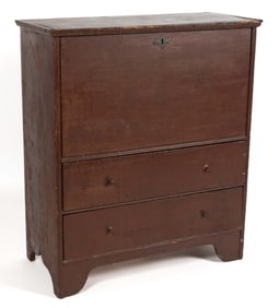 NEW ENGLAND PAINTED PINE MULE CHEST