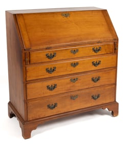 NEW ENGLAND CHIPPENDALE MAPLE FALL-FRONT DESK