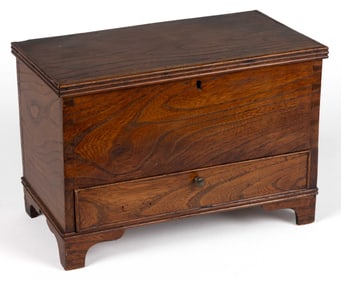 BRITISH REGIONAL FIGURED ELM MINIATURE BLANKET CHEST